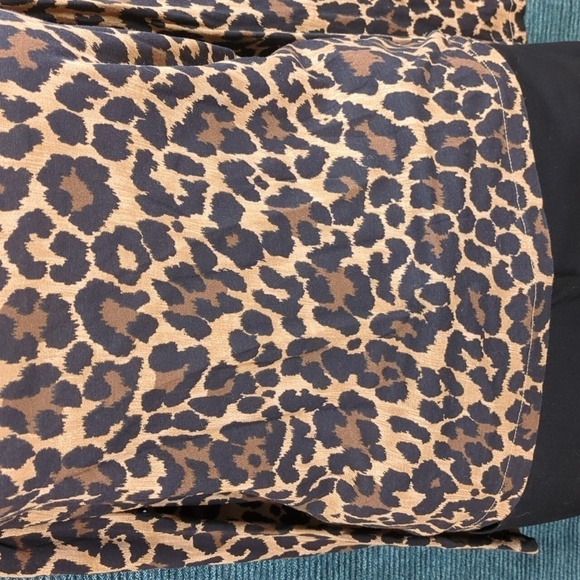 J. Crew Leopard Print Cotton Turtleneck Long Sleeve Tee Shirt - Picture 6 of 12